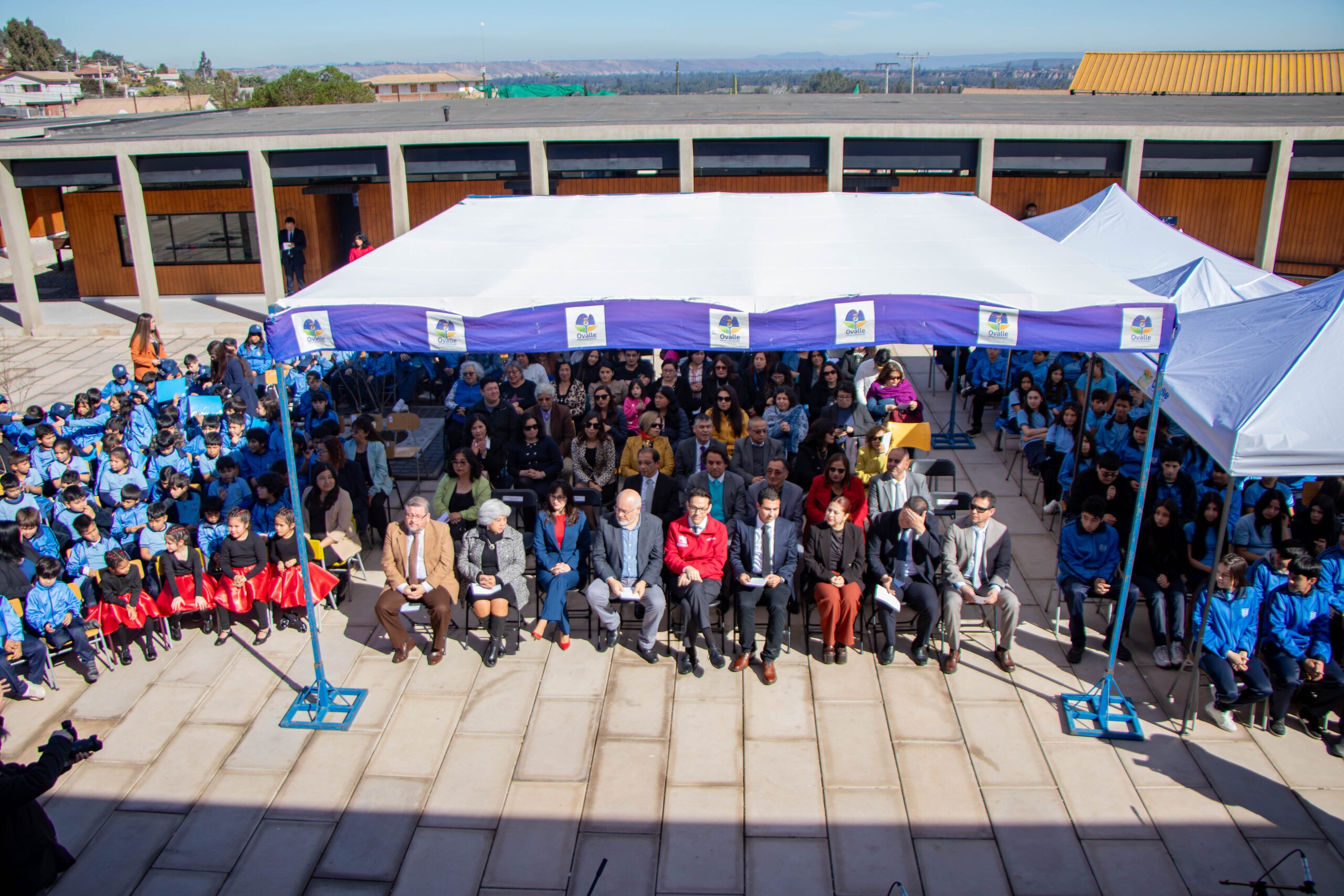 inauguración escuela